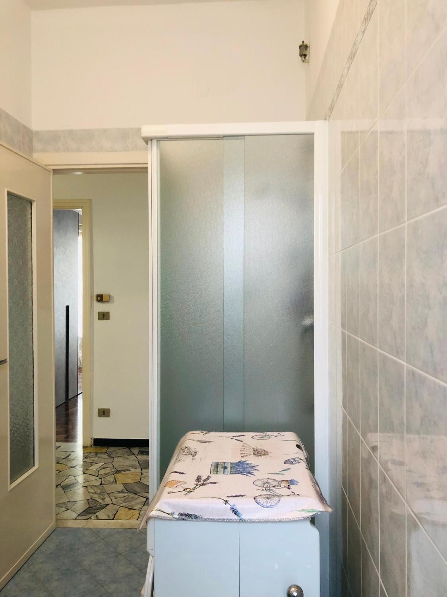 Casa Emma 400 Mt Dal Mare Apartment Spotorno Luaran gambar